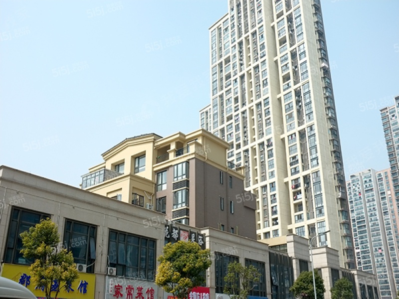 花样年花郡商住楼