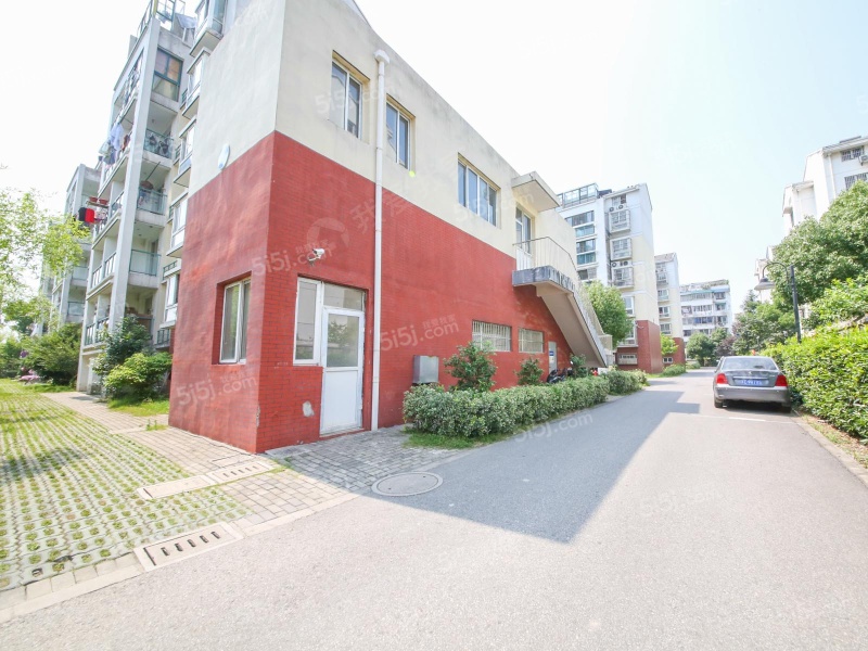 附近我爱我家门店为竹辉店,翠园店,开发商为苏州沧浪建设开发有限公司