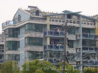 上海洛川东路400弄