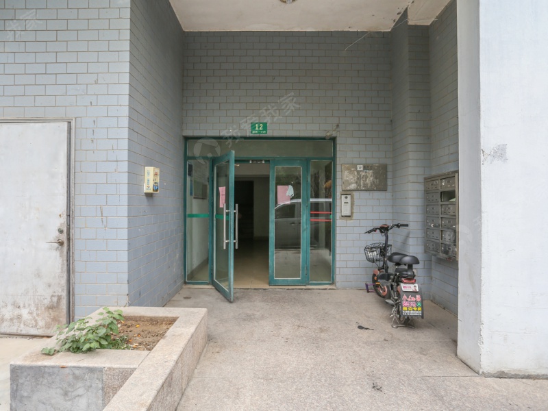 上海金色航城池鑫苑