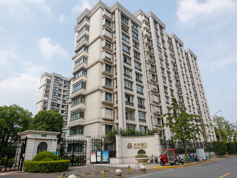 上海大华朗香花园