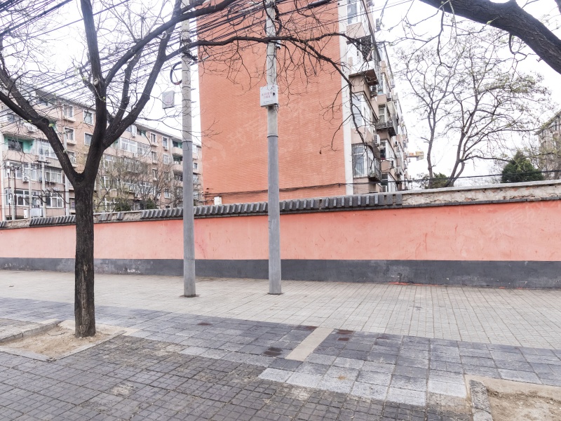 杜家坎小区隶属于北京市丰台区长辛店商圈优质小区,附近我爱我家门店
